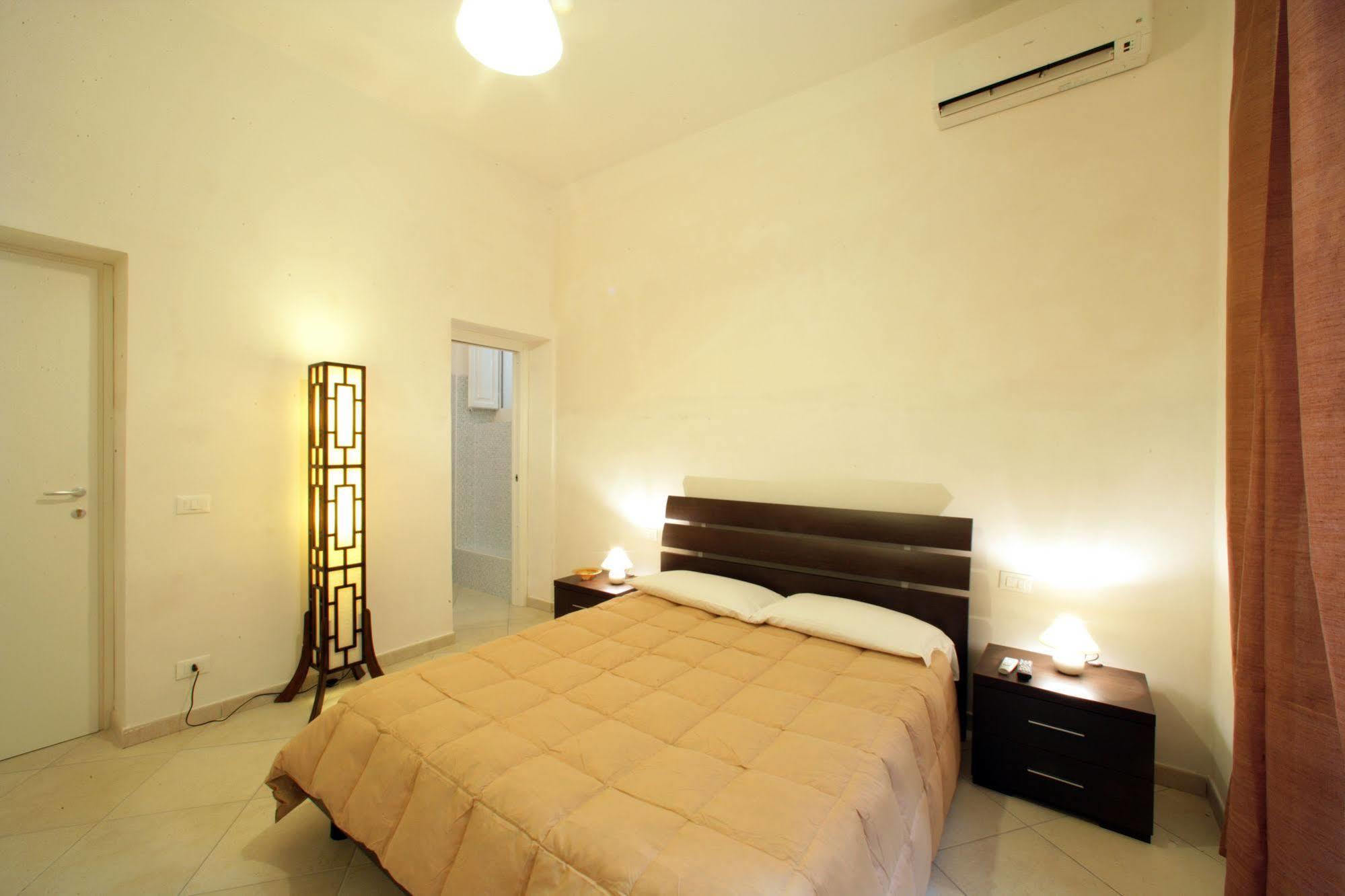 Mansarda Con Terrazzo Apartment Trapani Exterior photo